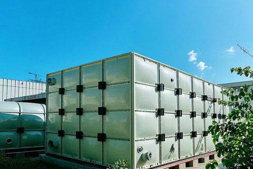 鹤壁玻璃钢生活水箱安装在楼顶需要注意哪些